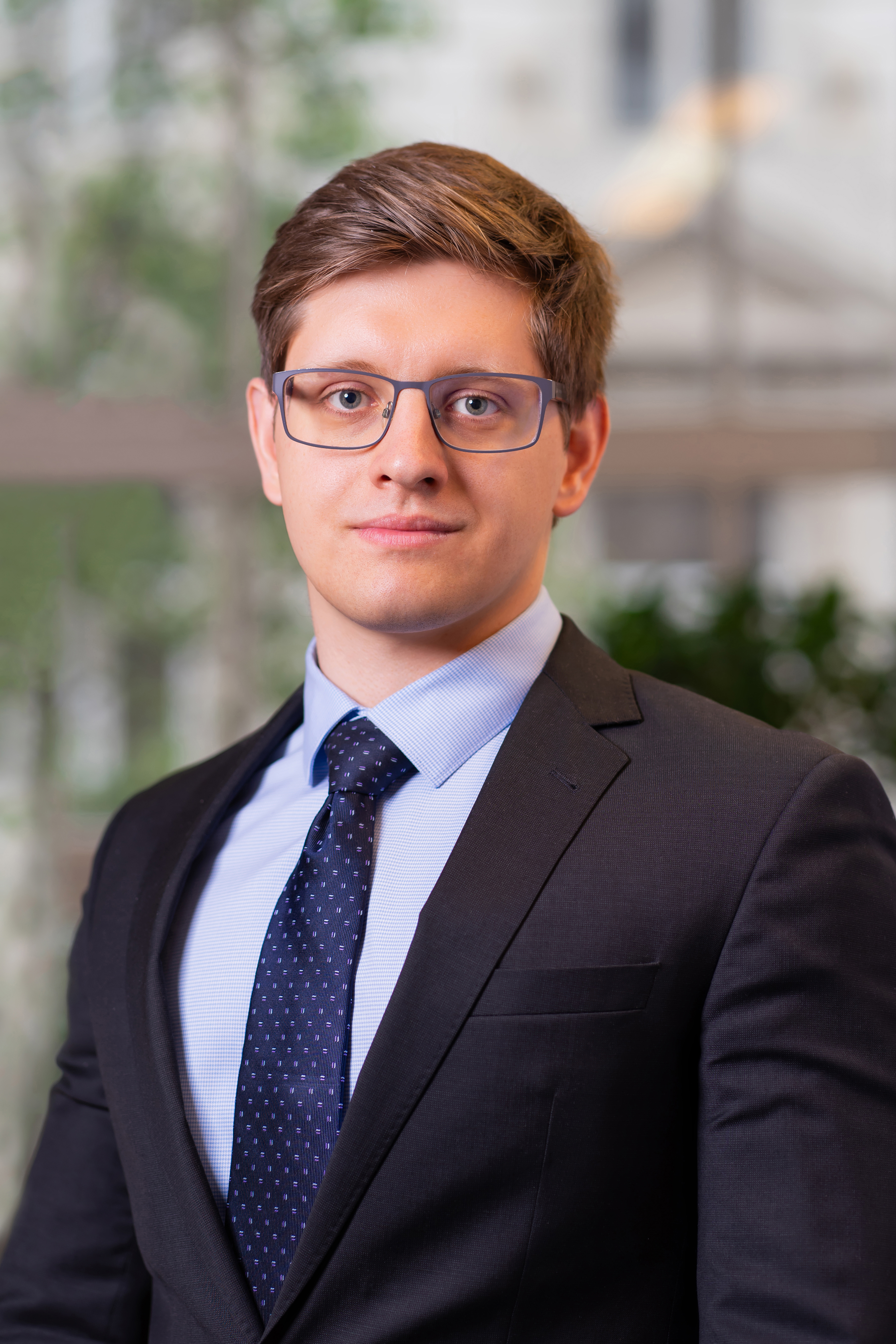 dr. B&Atilde;&sup3;th M&Atilde;&iexcl;rton.jpg